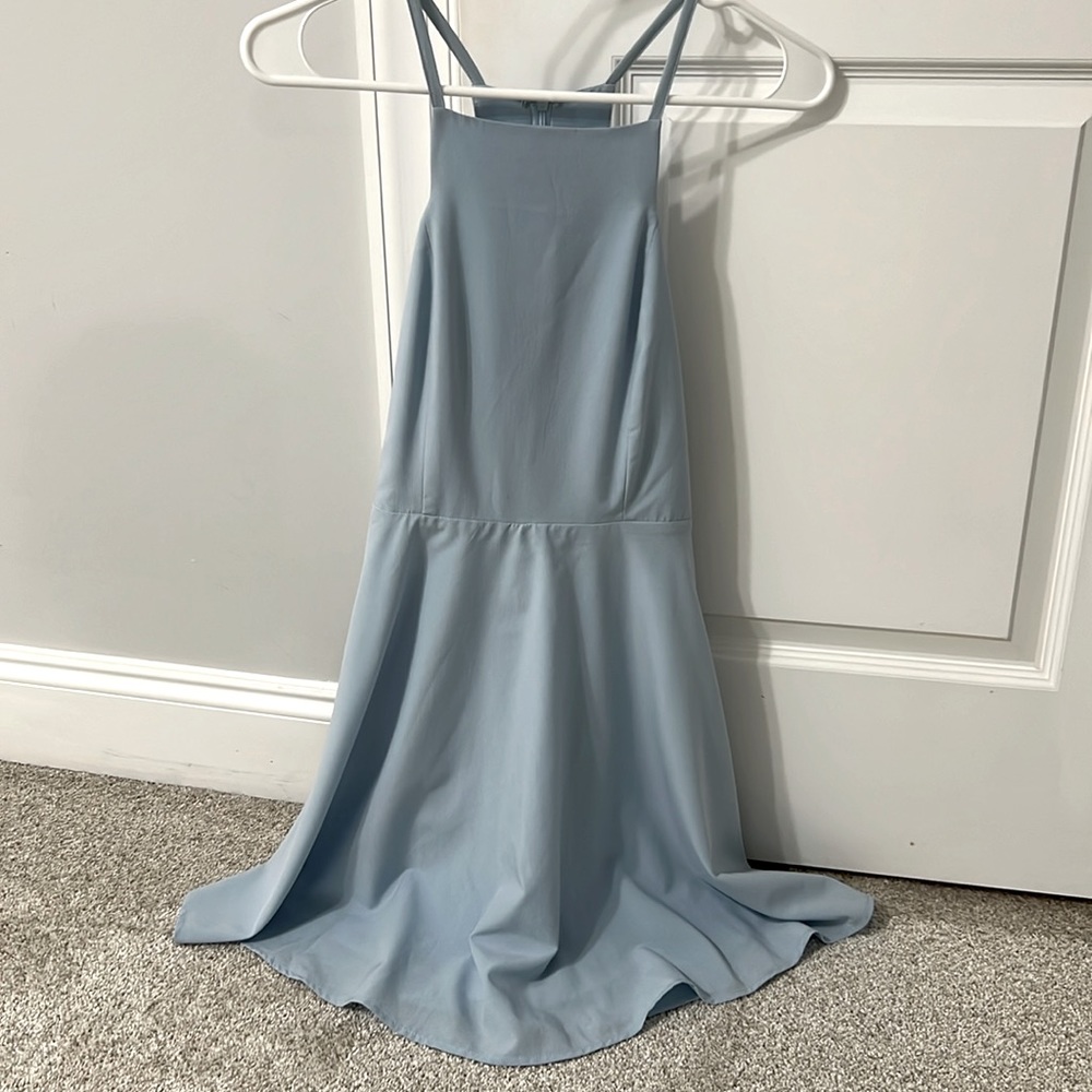 Lulu’s powder blue dress